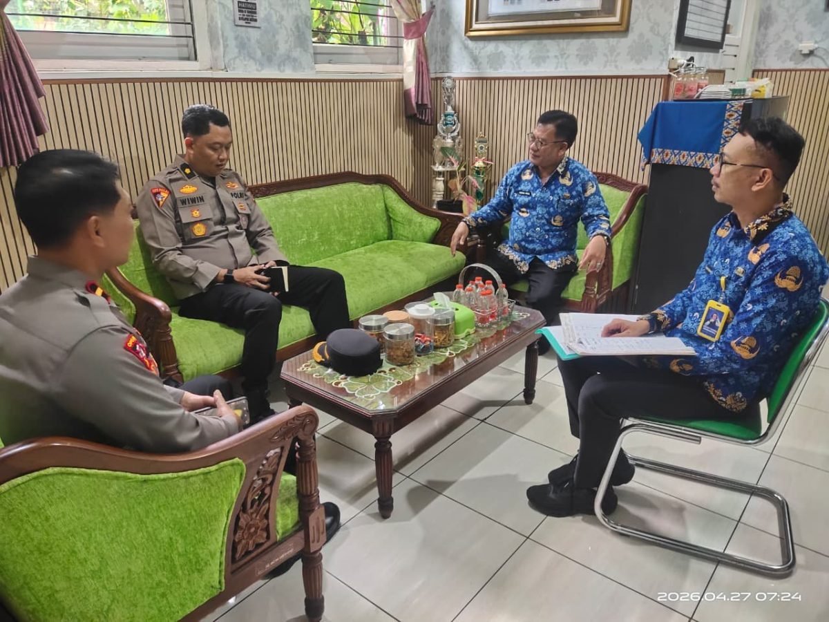 Sinergi Menjaga Generasi: Kunjungan Polresta Malang Kota di SMPN 9 Malang